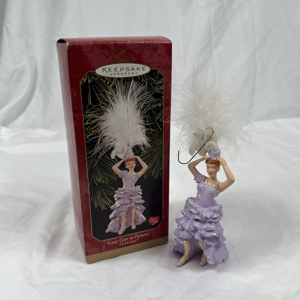 1999 I LOVE LUCY Hallmark Keepsake Christmas Ornament Lucy Gets In Pictures VTG‎